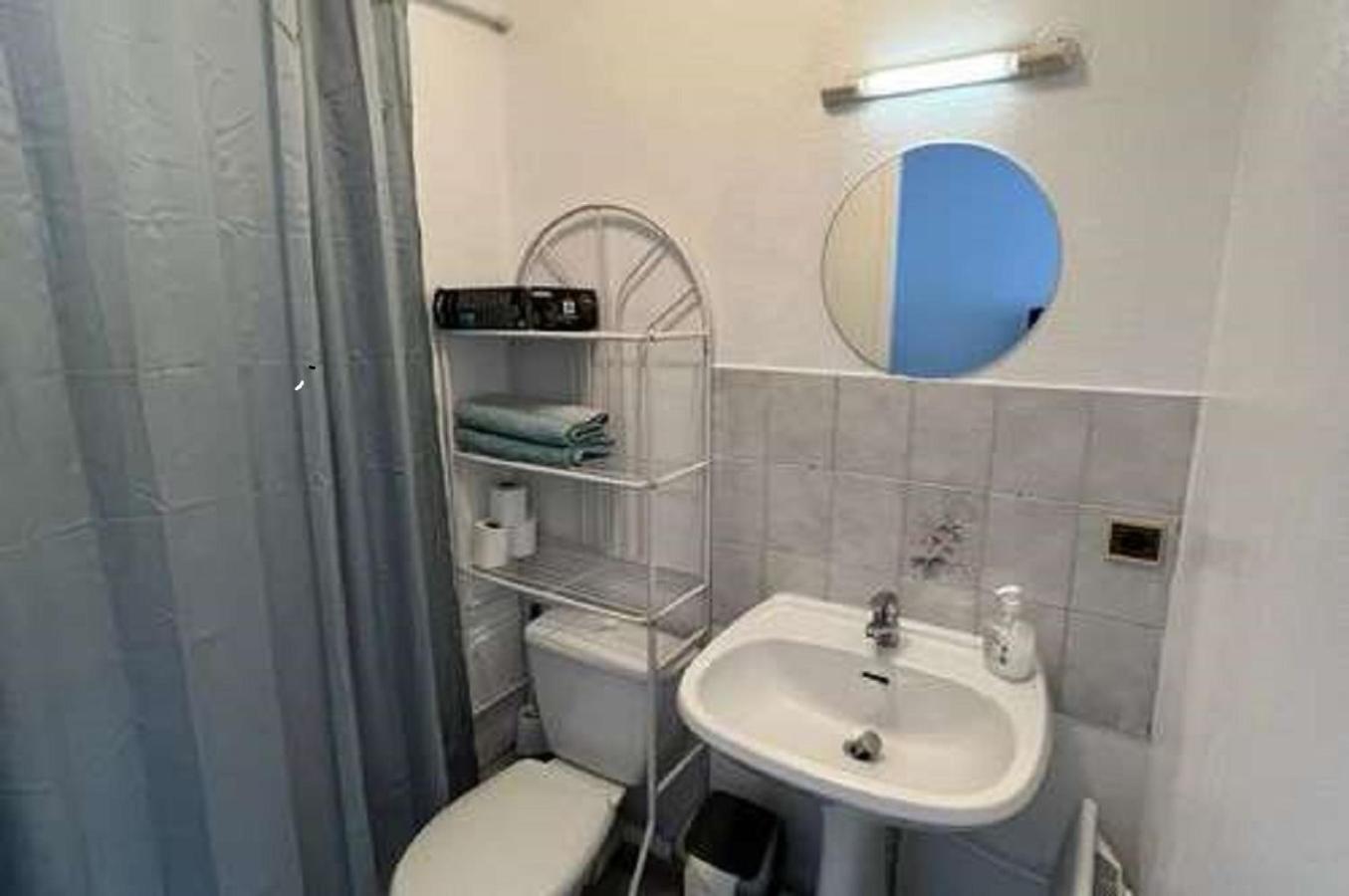 Beau Studio , Ensoleille, Wifi, Etage 5 Ascenceur Apartment Marseille Bagian luar foto