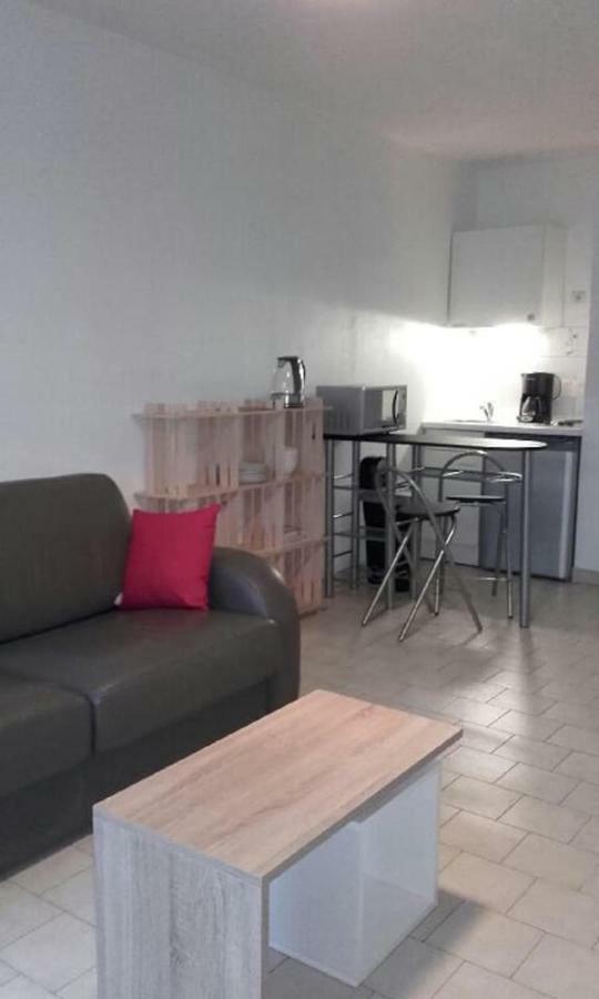 Beau Studio , Ensoleille, Wifi, Etage 5 Ascenceur Apartment Marseille Bagian luar foto